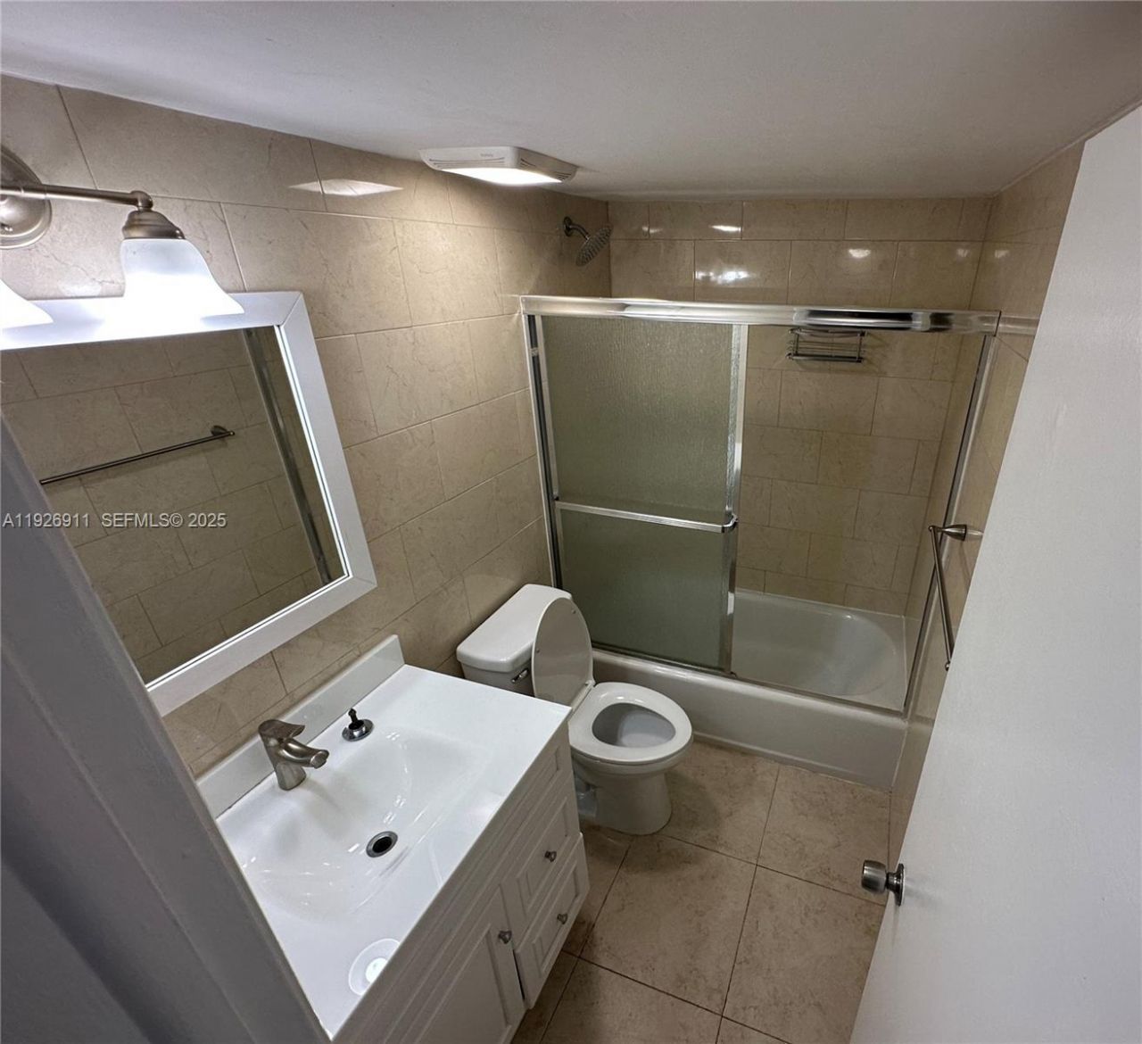 250 NW 107th Ave, Unit 202, Miami, FL 33172 Photo
