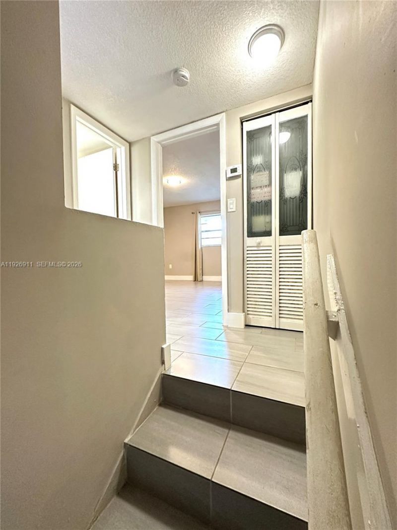 250 NW 107th Ave, Unit 202, Miami, FL 33172 Photo