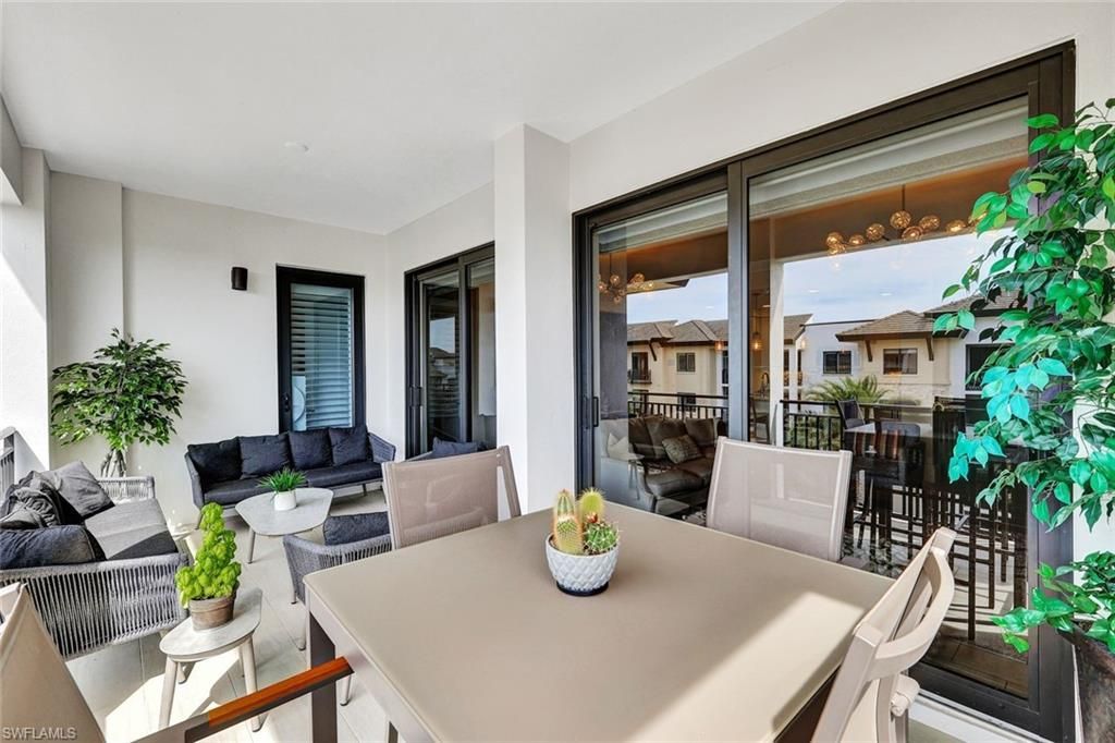 1035 3rd Ave S, Unit 514, Naples, FL 34102 Photo