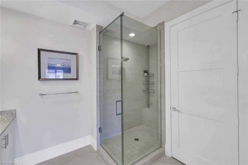 1035 3rd Ave S, Unit 514, Naples, FL 34102 Photo