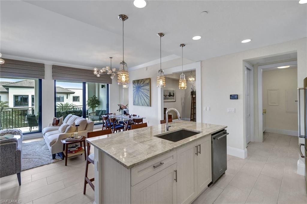 1035 3rd Ave S, Unit 514, Naples, FL 34102 Photo