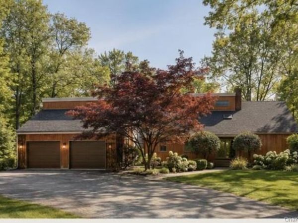 1 Pine Point, Lloyd Harbor, NY 11743
