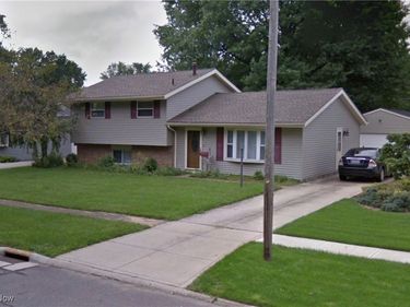 542 Georgetown Avenue, Elyria, OH 44035