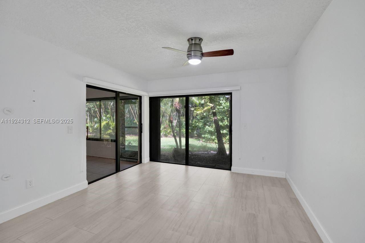 9 S Lakeshore Dr, Hypoluxo, FL 33462 Photo