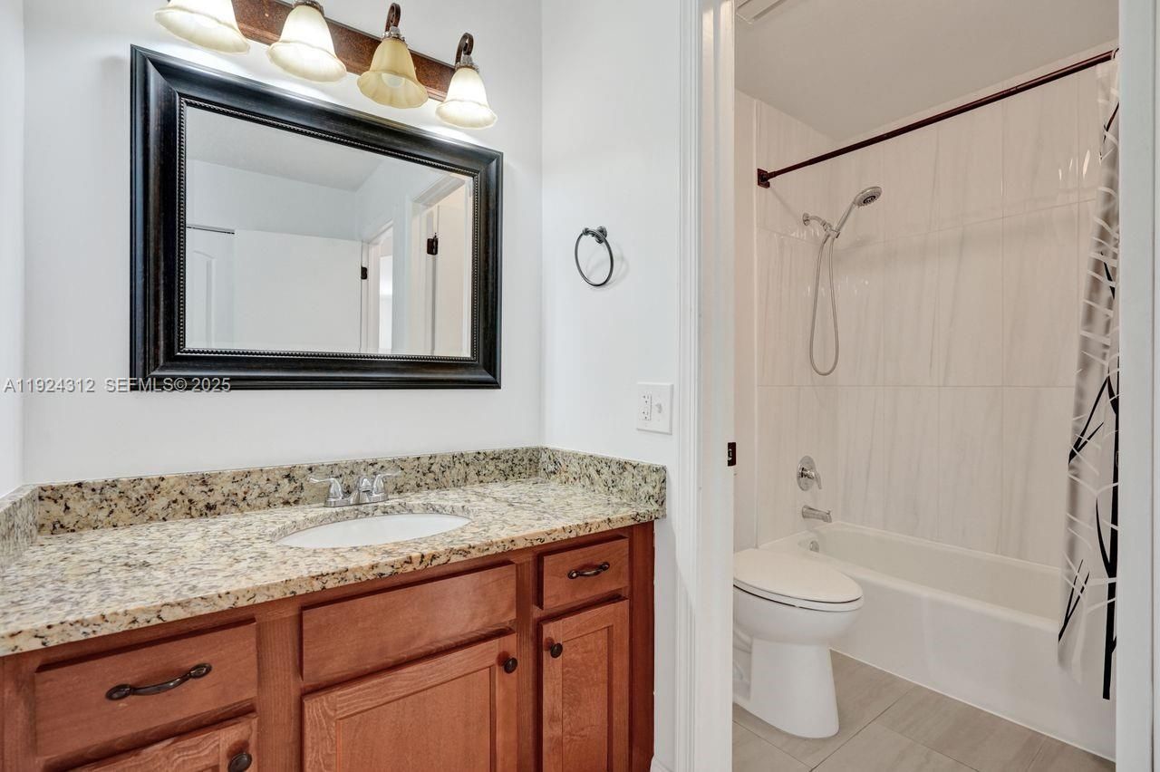 9 S Lakeshore Dr, Hypoluxo, FL 33462 Photo