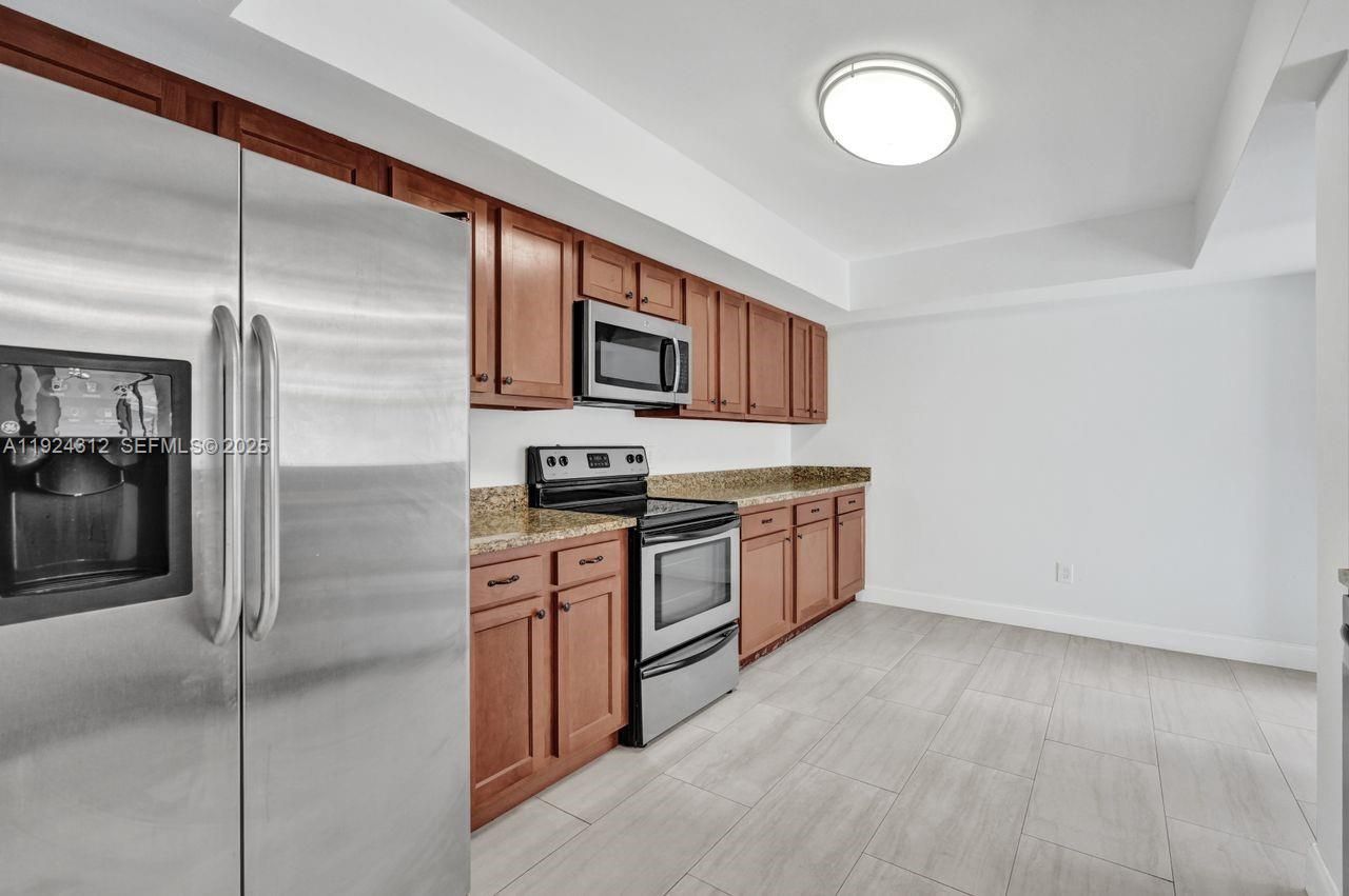 9 S Lakeshore Dr, Hypoluxo, FL 33462 Photo