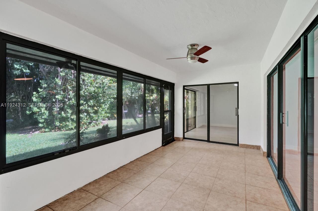 9 S Lakeshore Dr, Hypoluxo, FL 33462 Photo