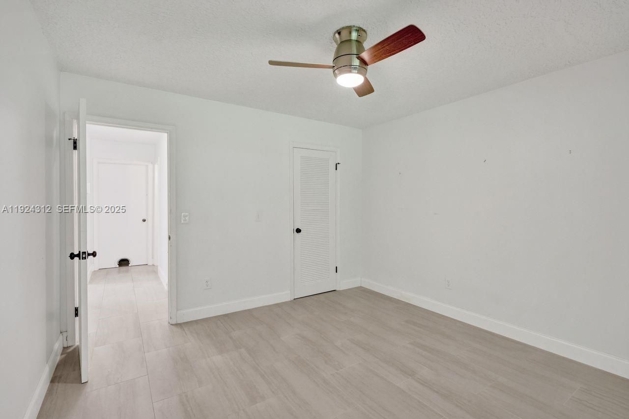 9 S Lakeshore Dr, Hypoluxo, FL 33462 Photo