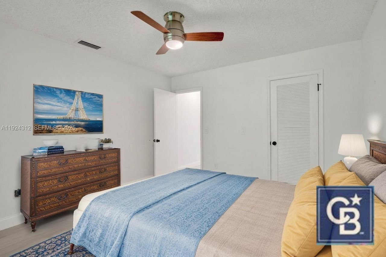 9 S Lakeshore Dr, Hypoluxo, FL 33462 Photo