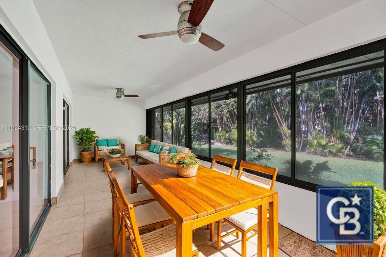 9 S Lakeshore Dr, Hypoluxo, FL 33462 Photo