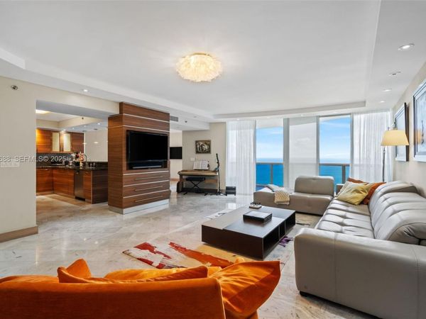 17201 Collins Ave, Unit 3505, Sunny Isles Beach, FL 33160