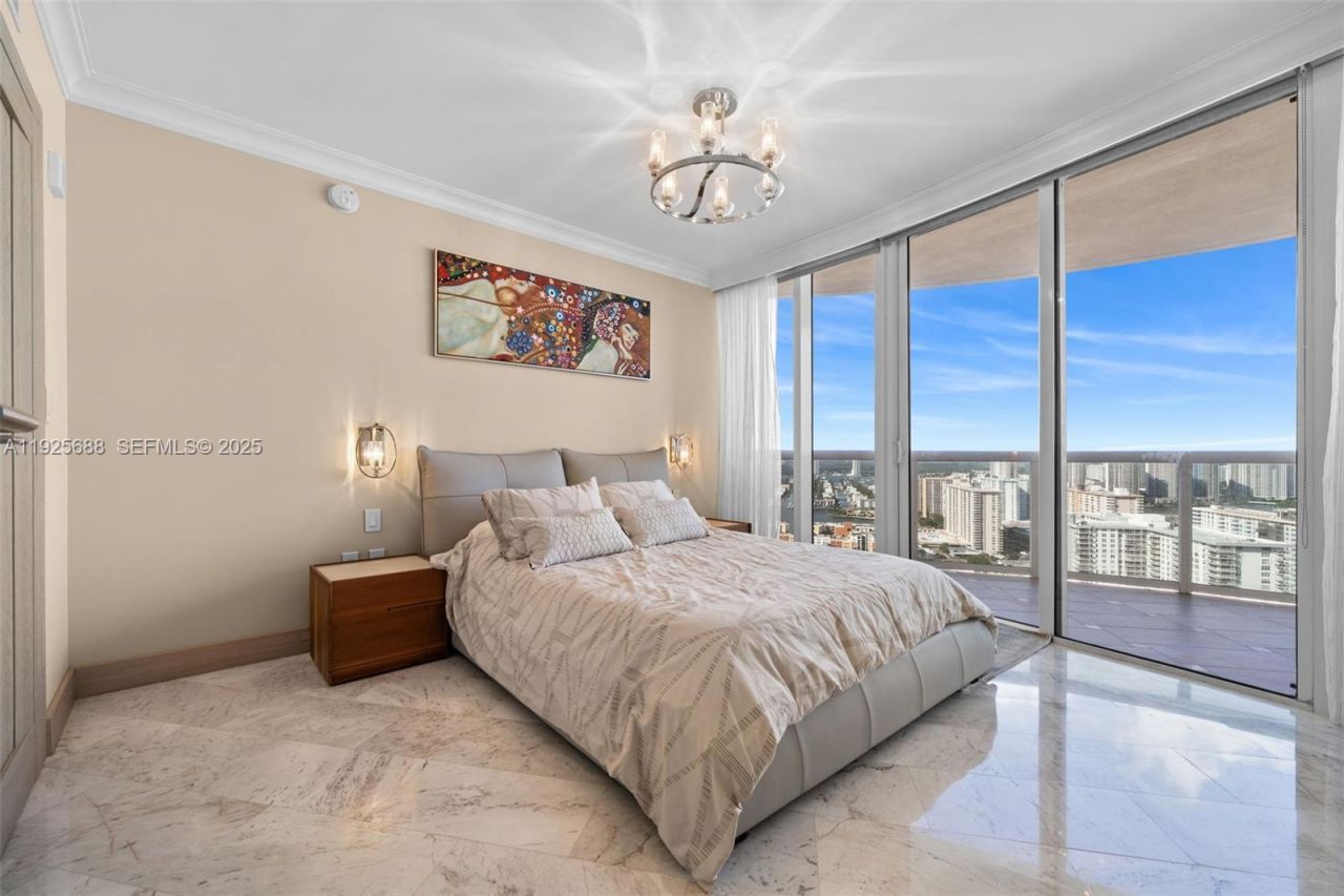 17201 Collins Ave, Unit 3505, Sunny Isles Beach, FL 33160 Photo
