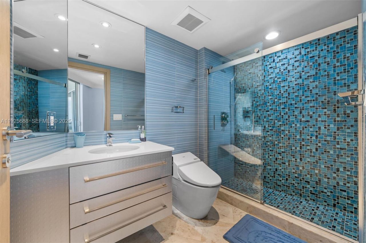 17201 Collins Ave, Unit 3505, Sunny Isles Beach, FL 33160 Photo