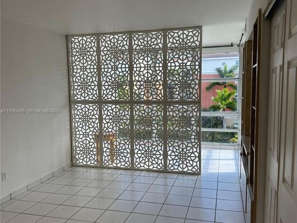 210 172nd St, Unit 542, Sunny Isles Beach, FL 33160