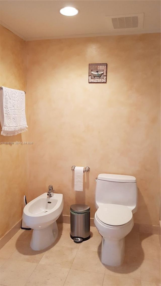 1850 S Ocean Dr, Unit 1405, Hallandale Beach, FL 33009 Photo
