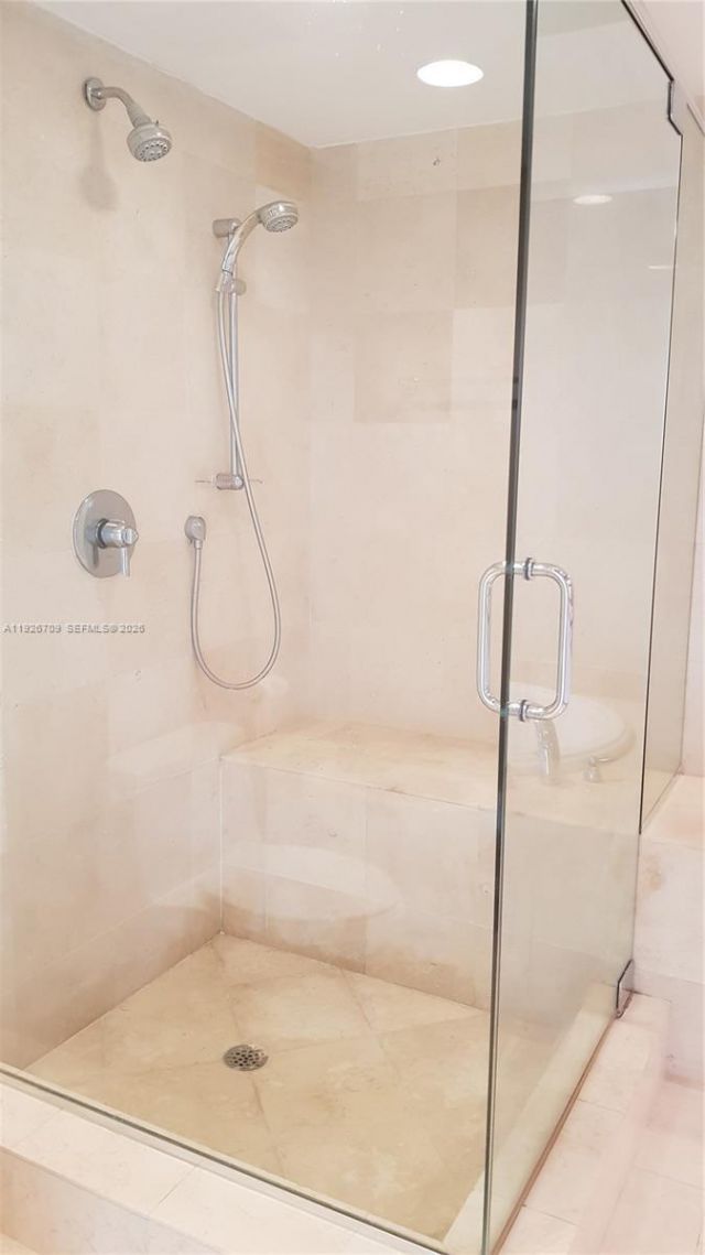 1850 S Ocean Dr, Unit 1405, Hallandale Beach, FL 33009 Photo