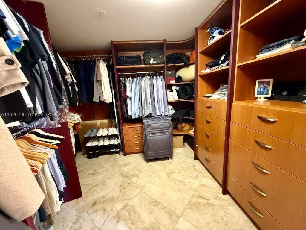 1850 S Ocean Dr, Unit 1405, Hallandale Beach, FL 33009 Photo