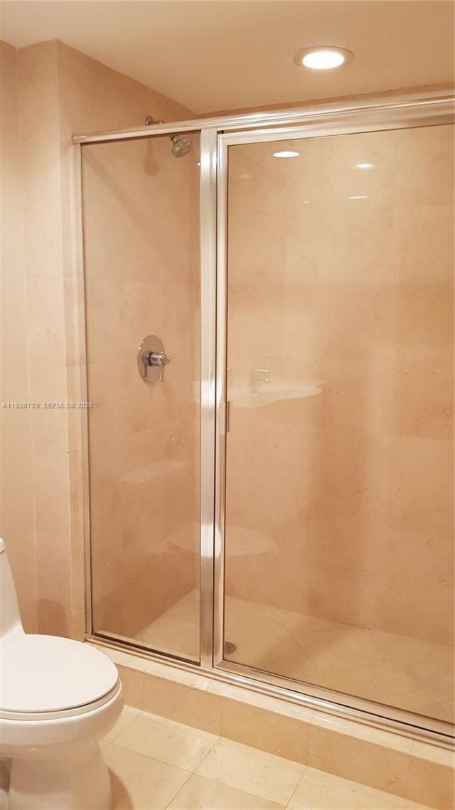 1850 S Ocean Dr, Unit 1405, Hallandale Beach, FL 33009 Photo