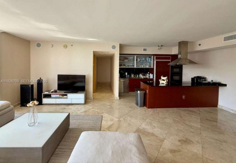 1850 S Ocean Dr, Unit 1405, Hallandale Beach, FL 33009 Photo