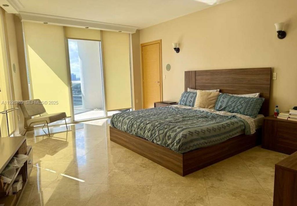 1850 S Ocean Dr, Unit 1405, Hallandale Beach, FL 33009 Photo