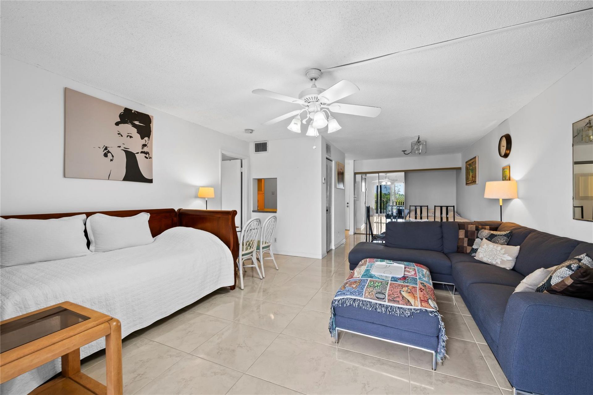 3909 N Ocean Boulevard, Unit 410, Fort Lauderdale, FL 33308 Photo