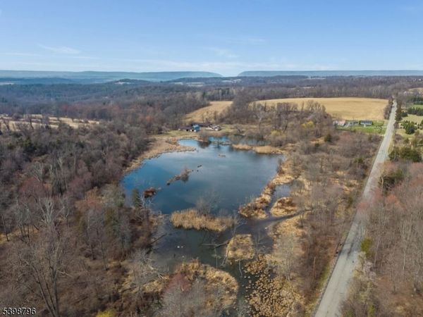 28 Serepta Rd, Knowlton, NJ 07832