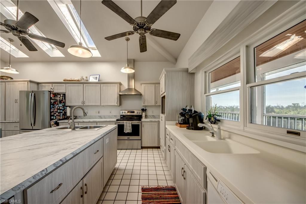 4081 Galt Island Ave, Saint James City, FL 33956 Photo