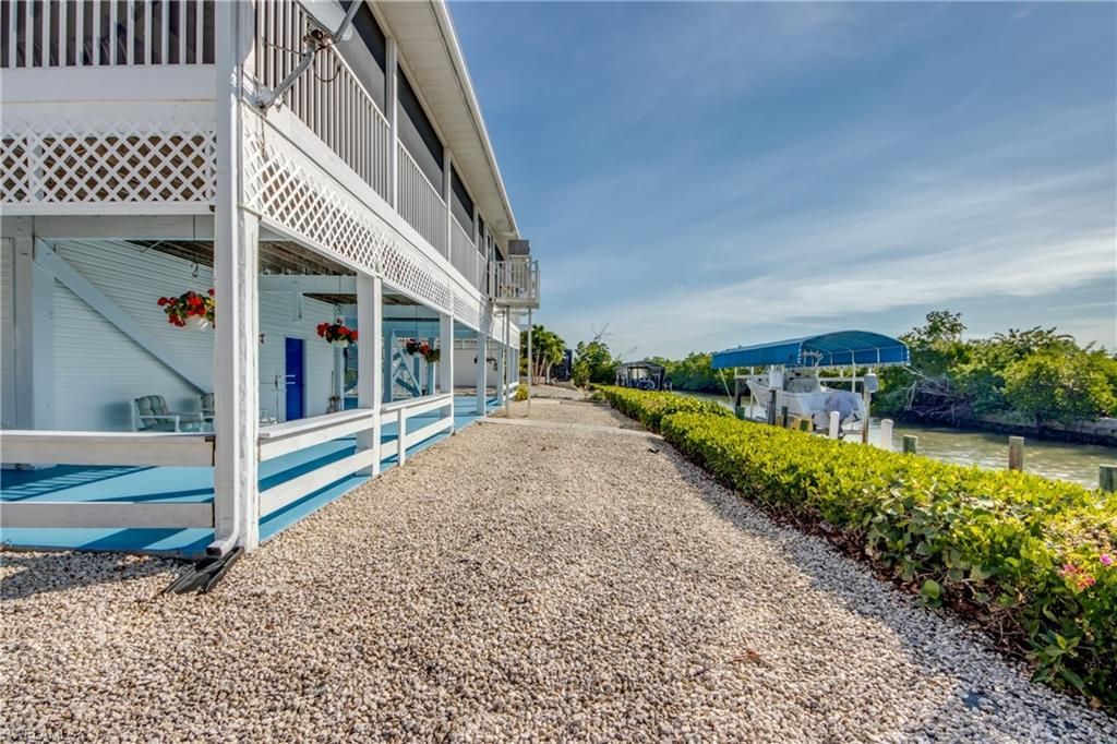 4081 Galt Island Ave, Saint James City, FL 33956 Photo