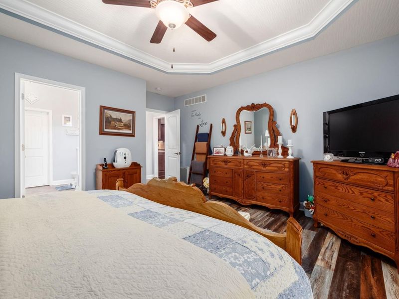 290 Jenna Drive, Newark, OH 43055 Photo 13