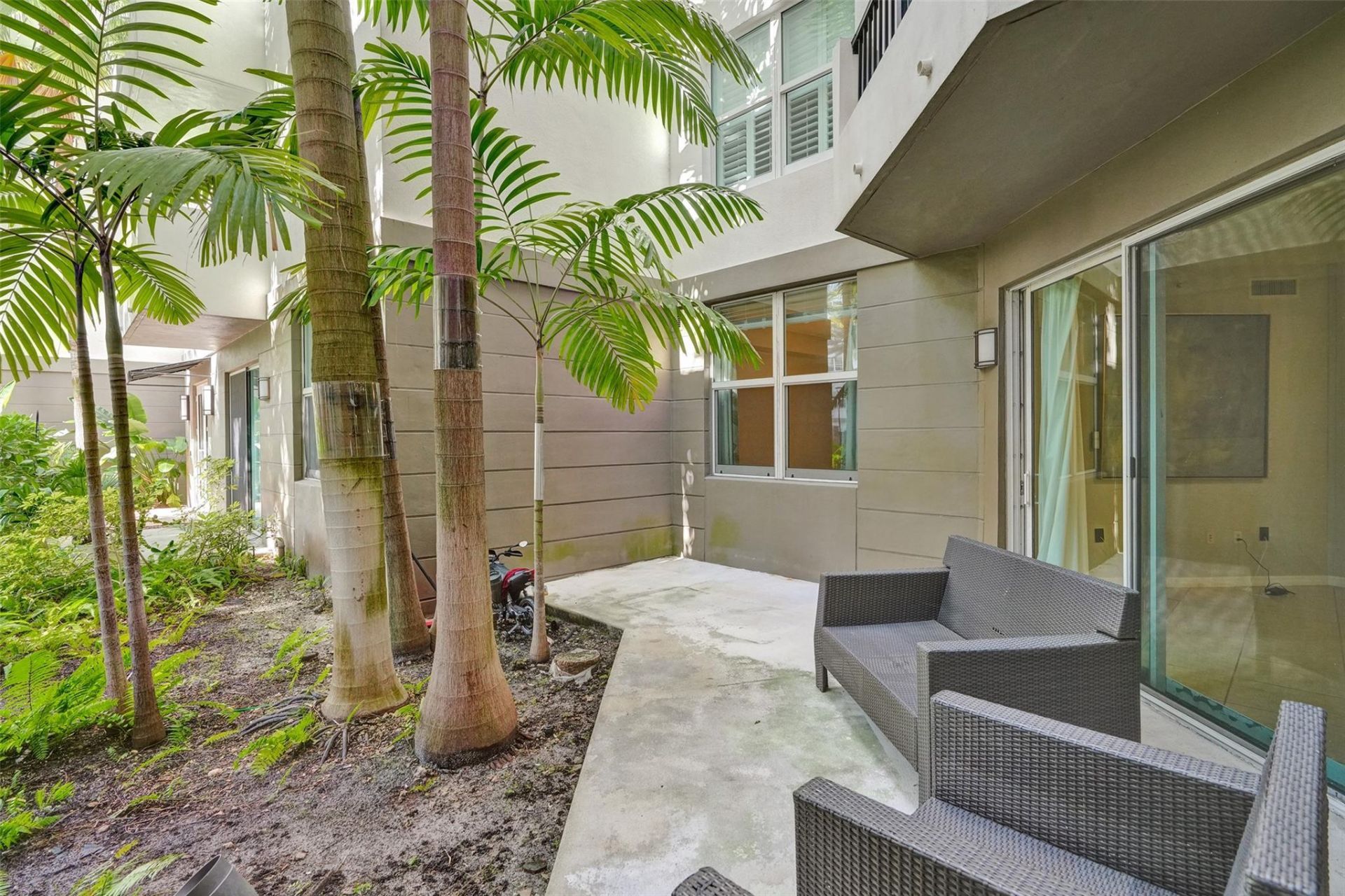 2421 NE 65th St, Unit 2-113, Fort Lauderdale, FL 33308 Photo