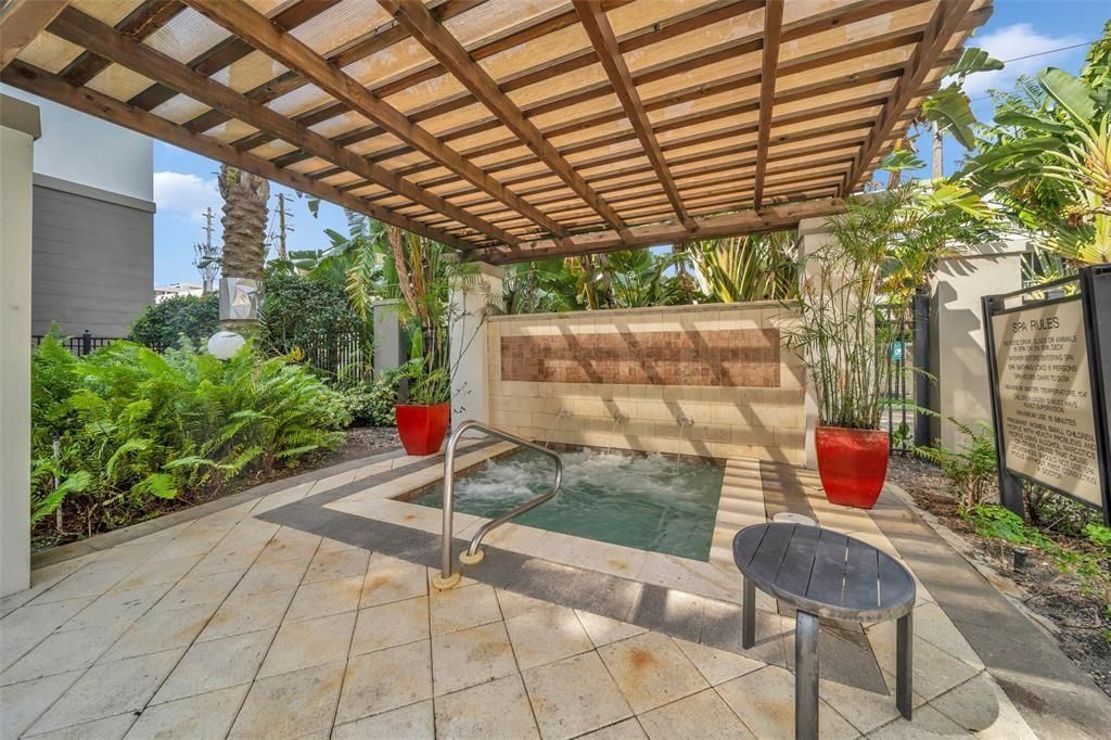 2421 NE 65th St, Unit 2-113, Fort Lauderdale, FL 33308 Photo