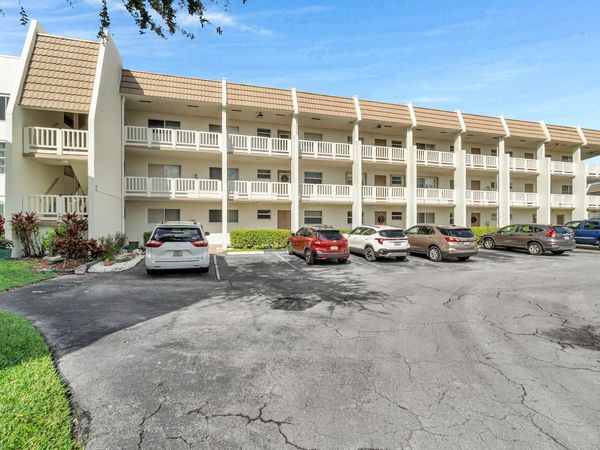 6890 Royal Palm Boulevard, Unit 203H, Margate, FL 33063
