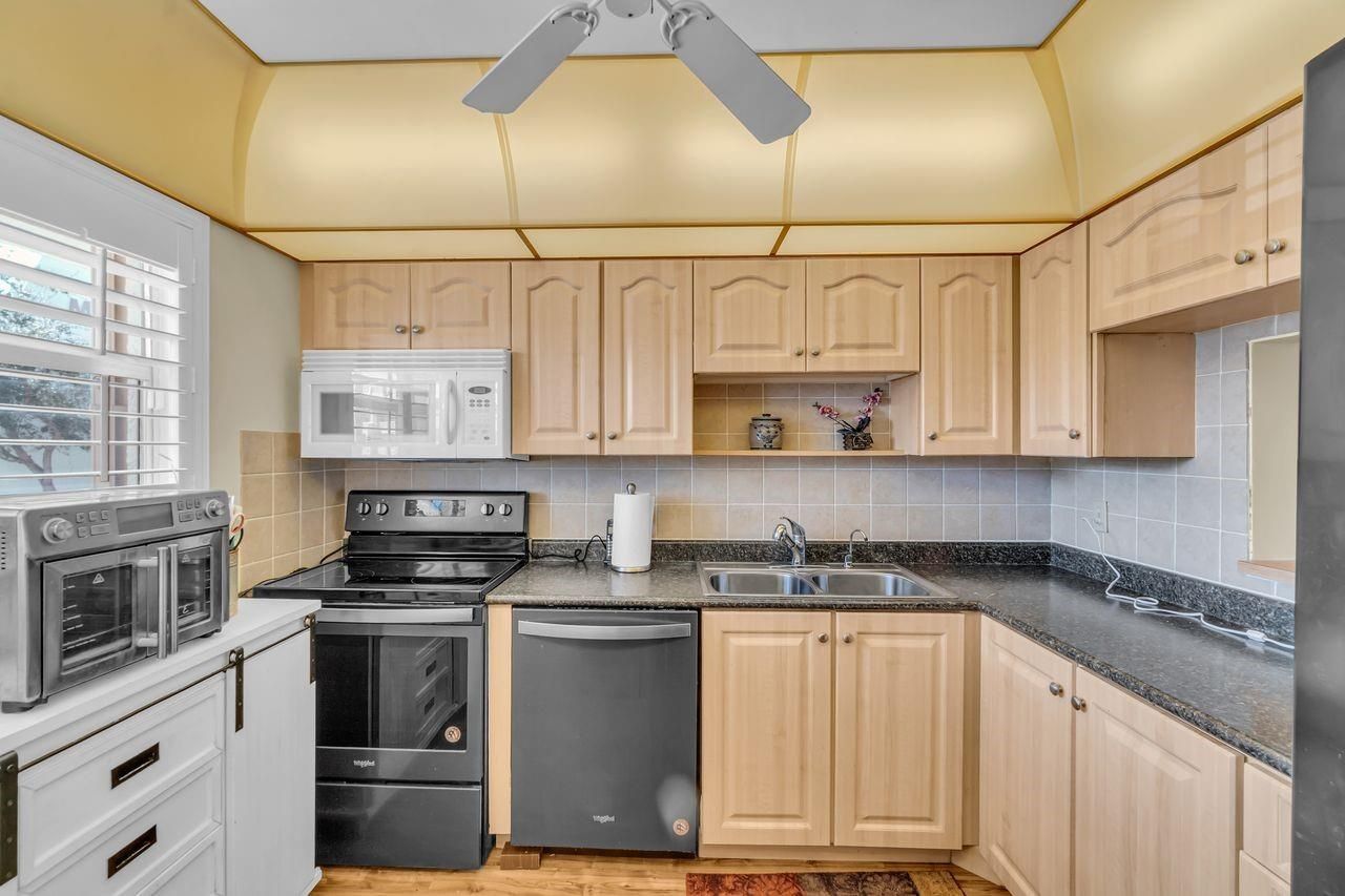 6890 Royal Palm Boulevard, Unit 203H, Margate, FL 33063 Photo