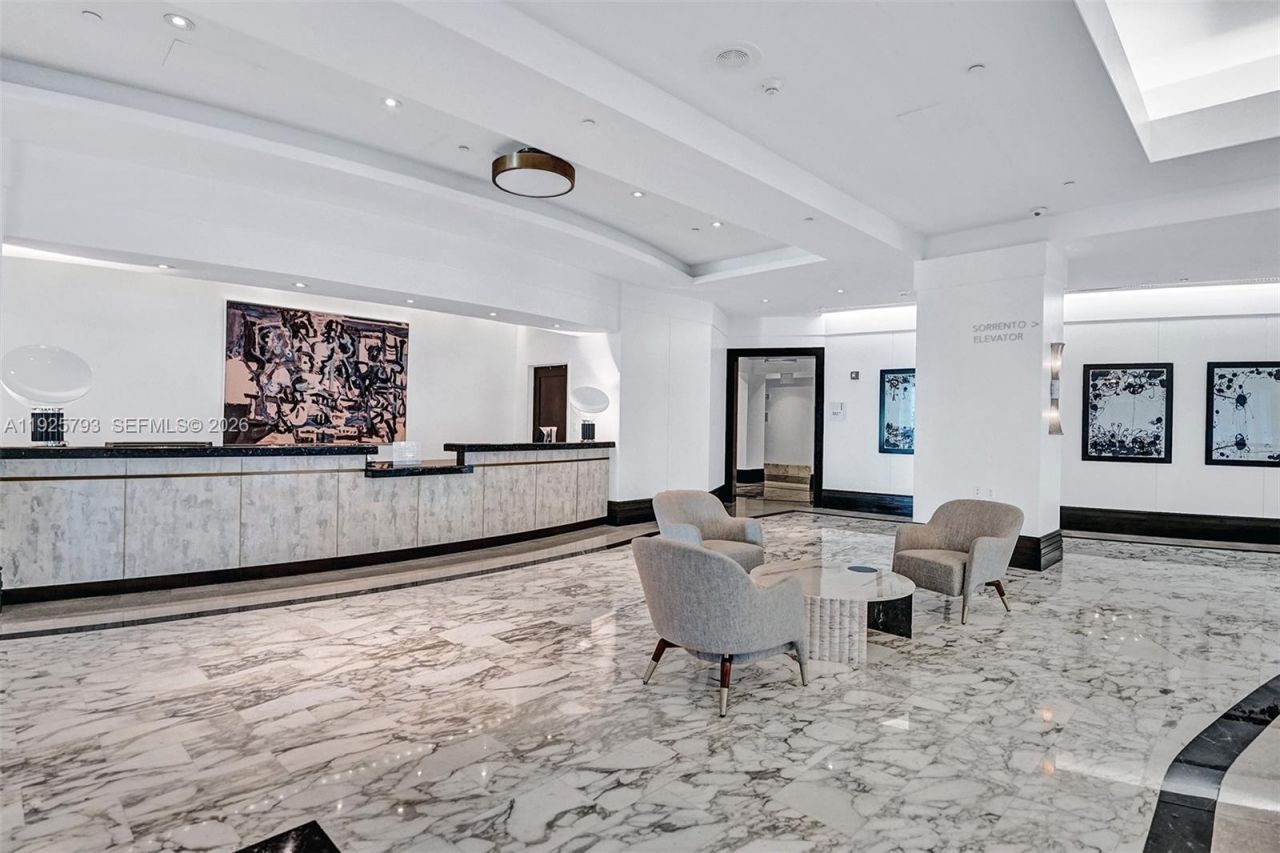 4391 Collins Ave, Unit 1814, Miami Beach, FL 33140 Photo