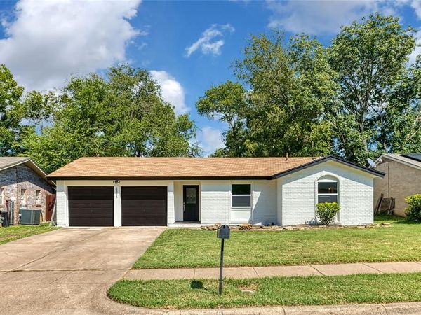 1505 Marlee Lane, Arlington, TX 76014