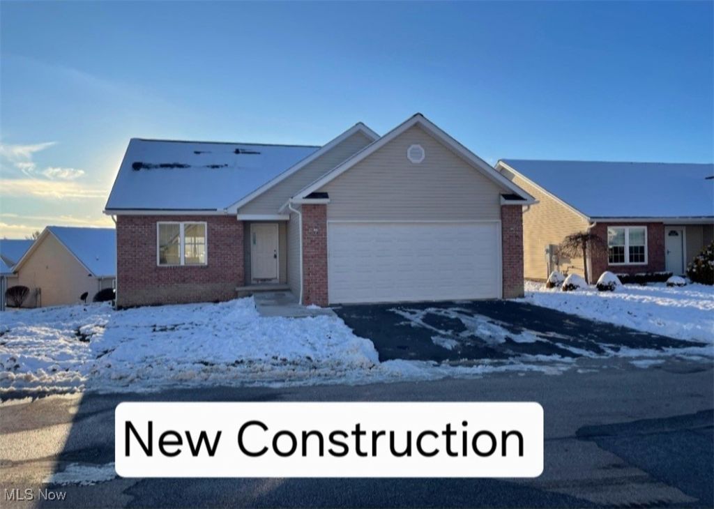 125 Fitch Boulevard, Unit 235, Youngstown, OH 44515 Main Photo