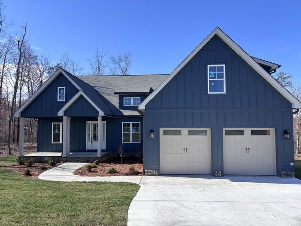 2772 Mowbray Pike, Soddy Daisy, TN 37379