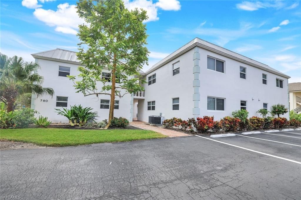 780 10th Ave S, Unit 22, Naples, FL 34102 Photo