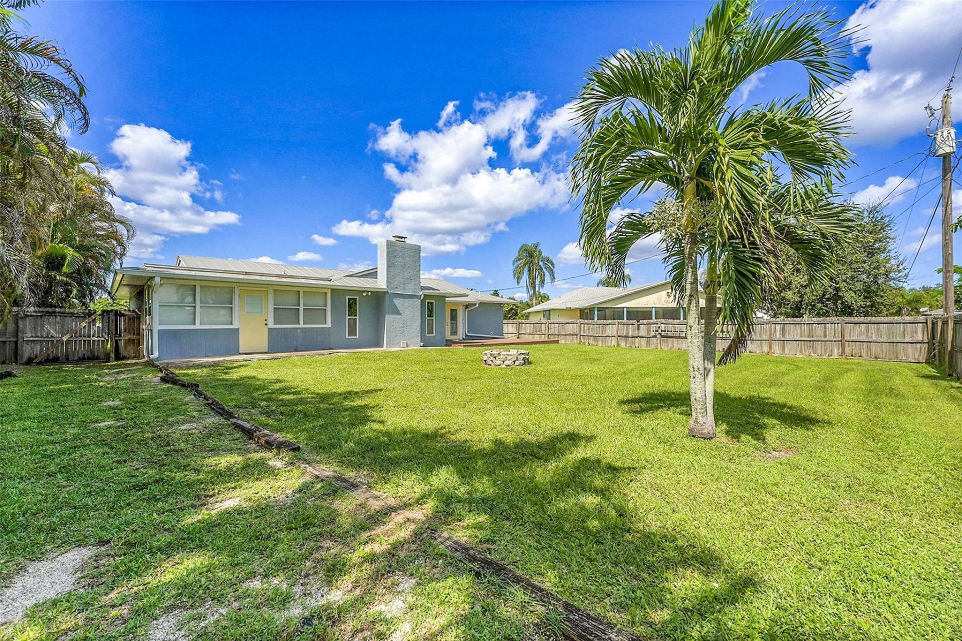 709 SW Dorchester St, Port Saint Lucie, FL 34983 Photo