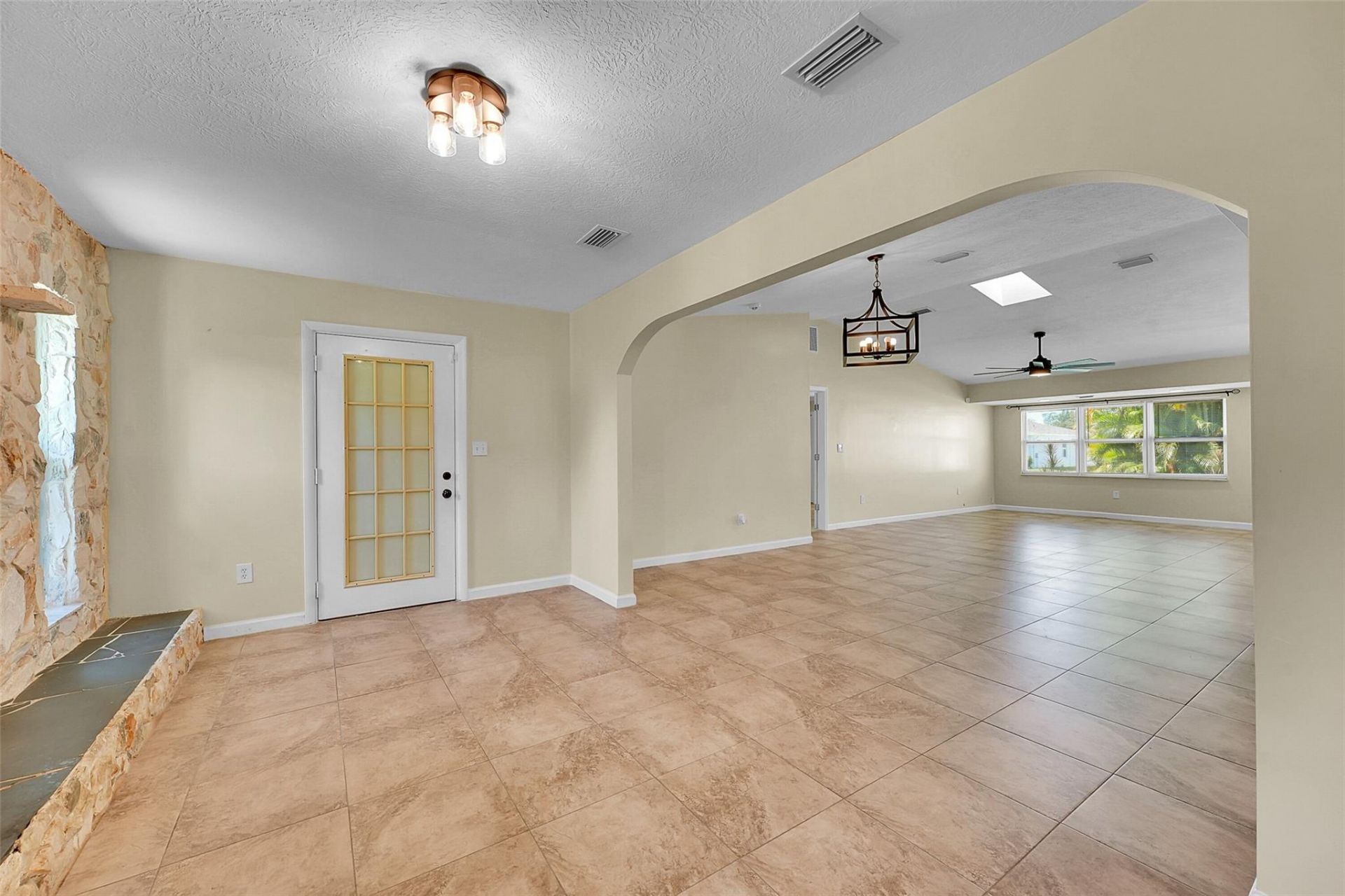 709 SW Dorchester St, Port Saint Lucie, FL 34983 Photo