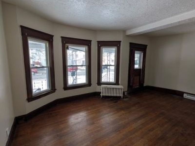 3801 Mapledale Avenue, Cleveland, OH 44109 Photo 3