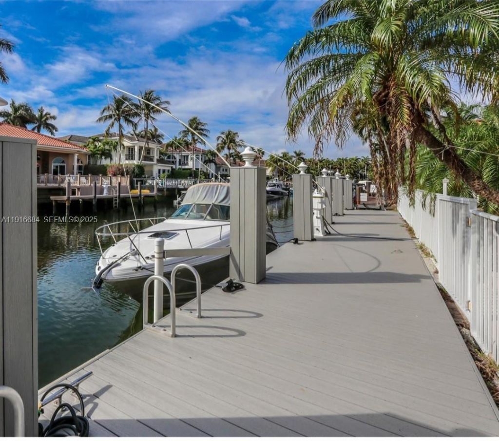 922 Washington St, Hollywood, FL 33019 Photo