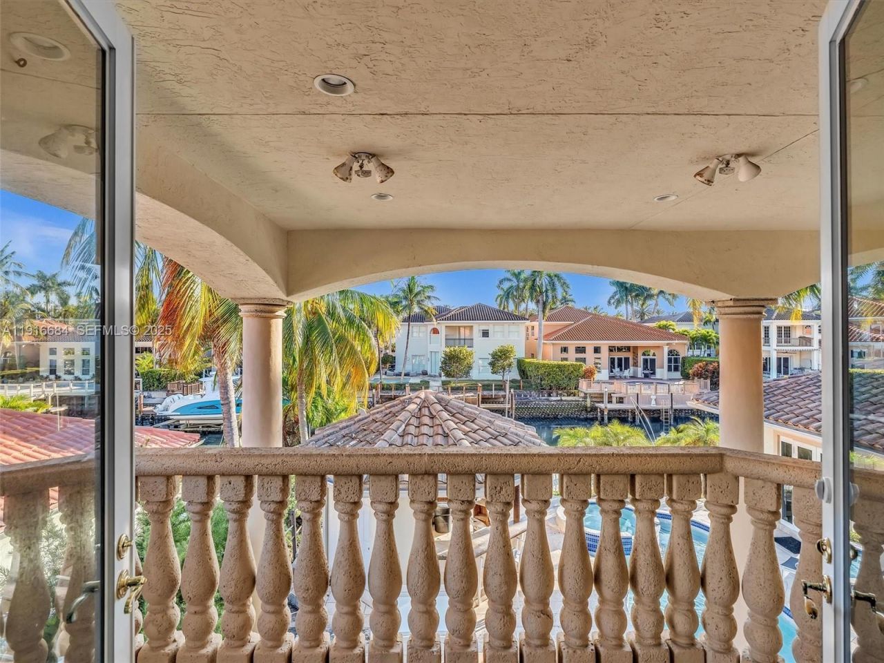 922 Washington St, Hollywood, FL 33019 Photo