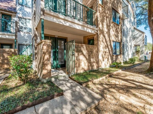 2309 Balsam Drive, Unit K106, Arlington, TX 76006