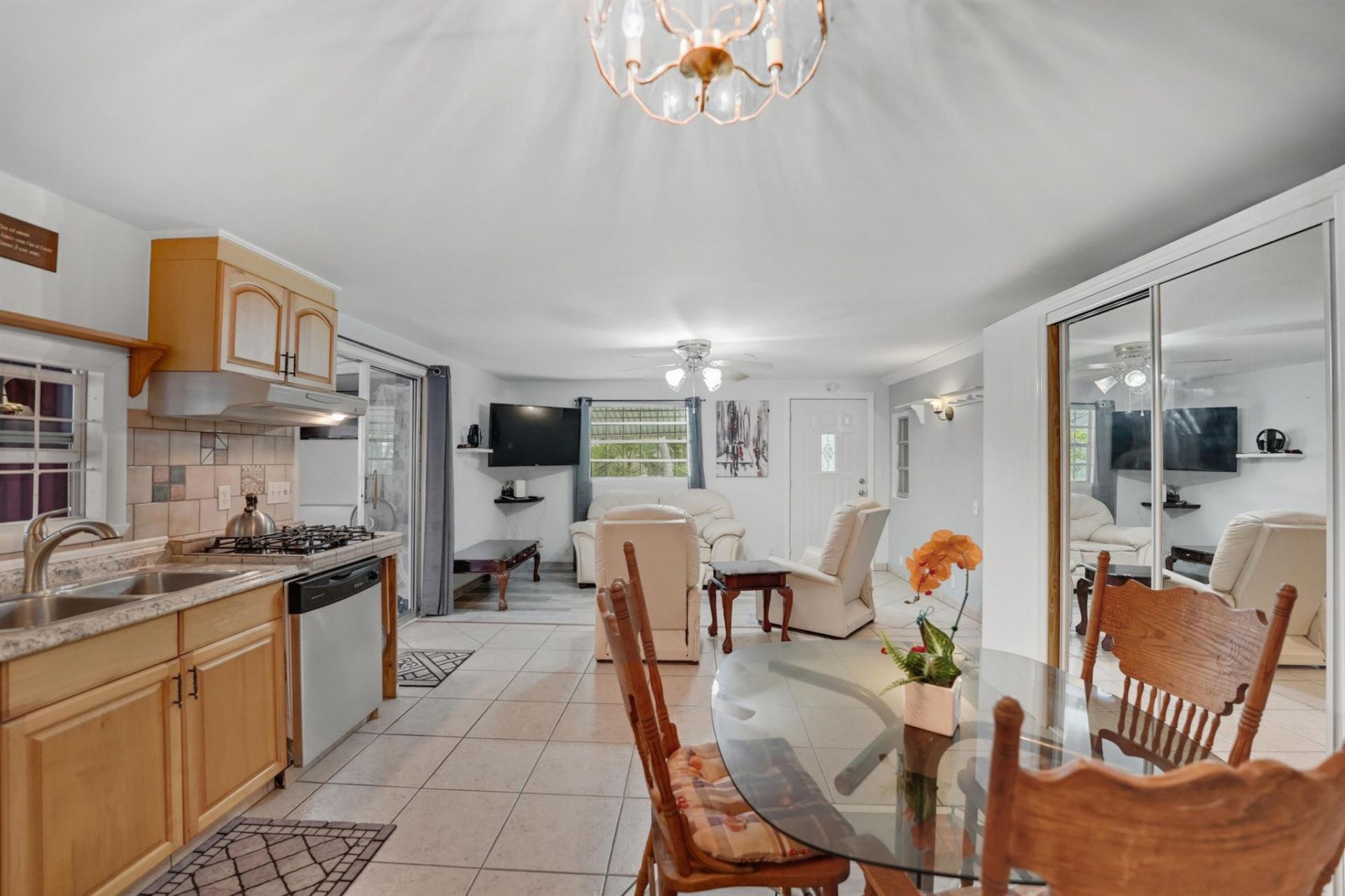 2285 NE 136th Lane, North Miami Beach, FL 33181 Photo