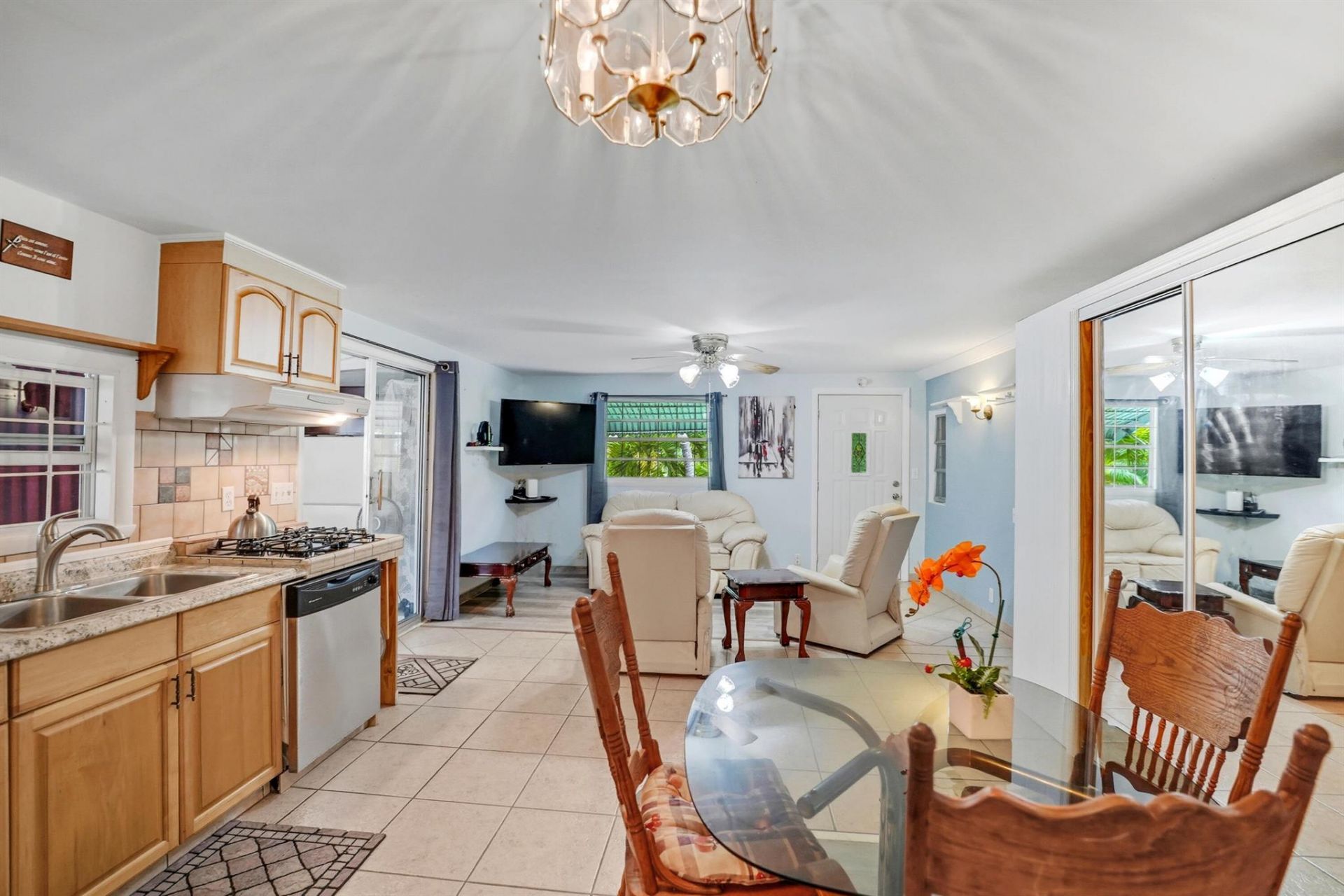 2285 NE 136th Lane, North Miami Beach, FL 33181 Photo