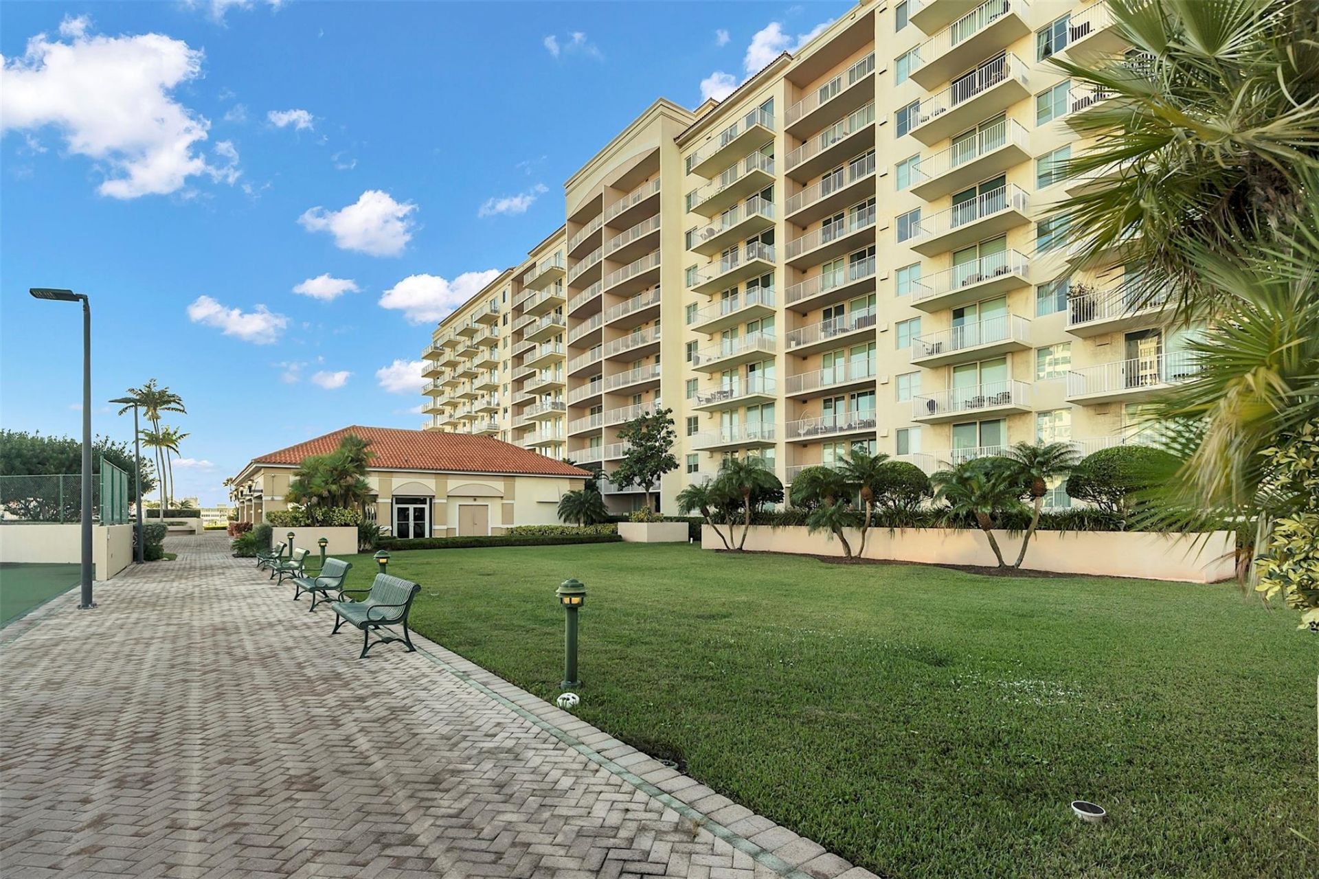 3020 NE 32nd Avenue, Unit 406, Fort Lauderdale, FL 33308 Photo