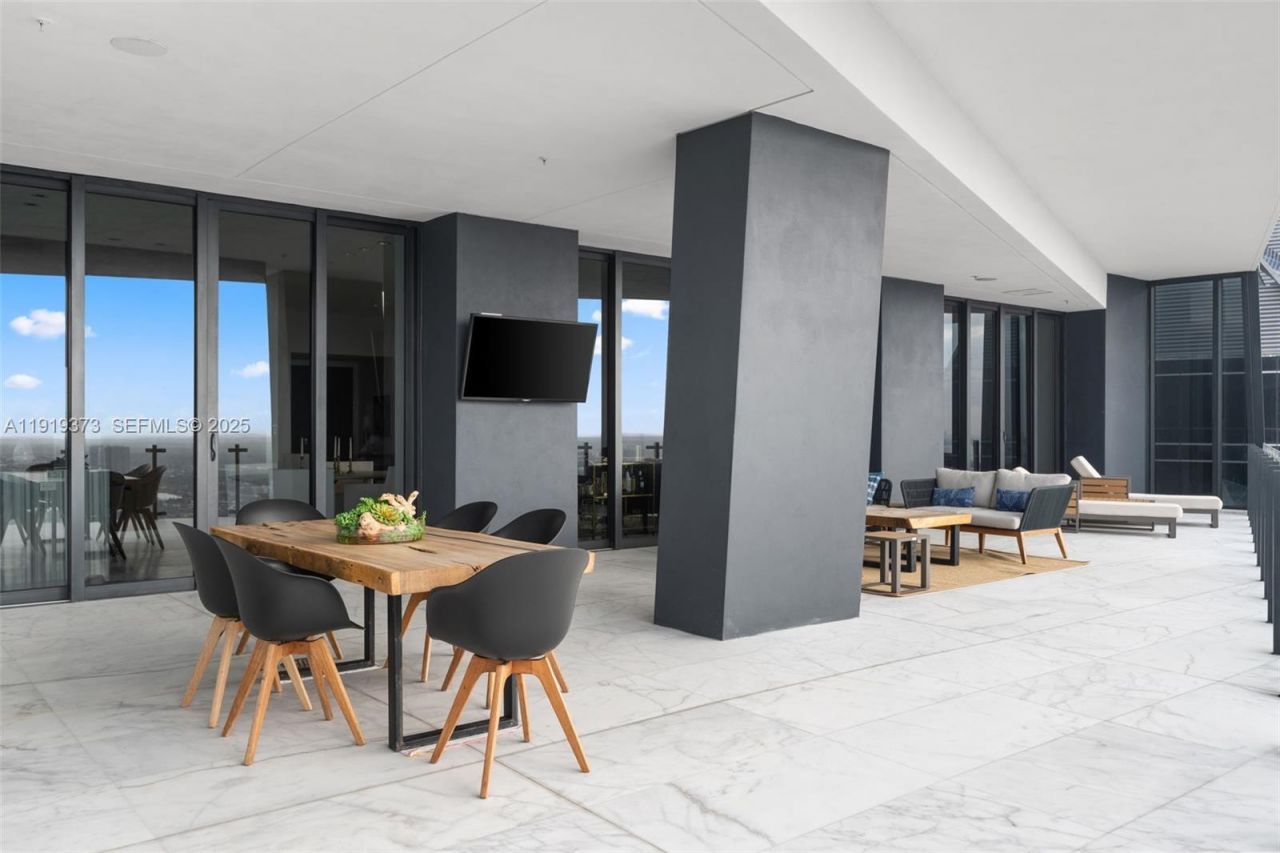 17141 Collins Ave, Unit 4002, Sunny Isles Beach, FL 33160 Photo