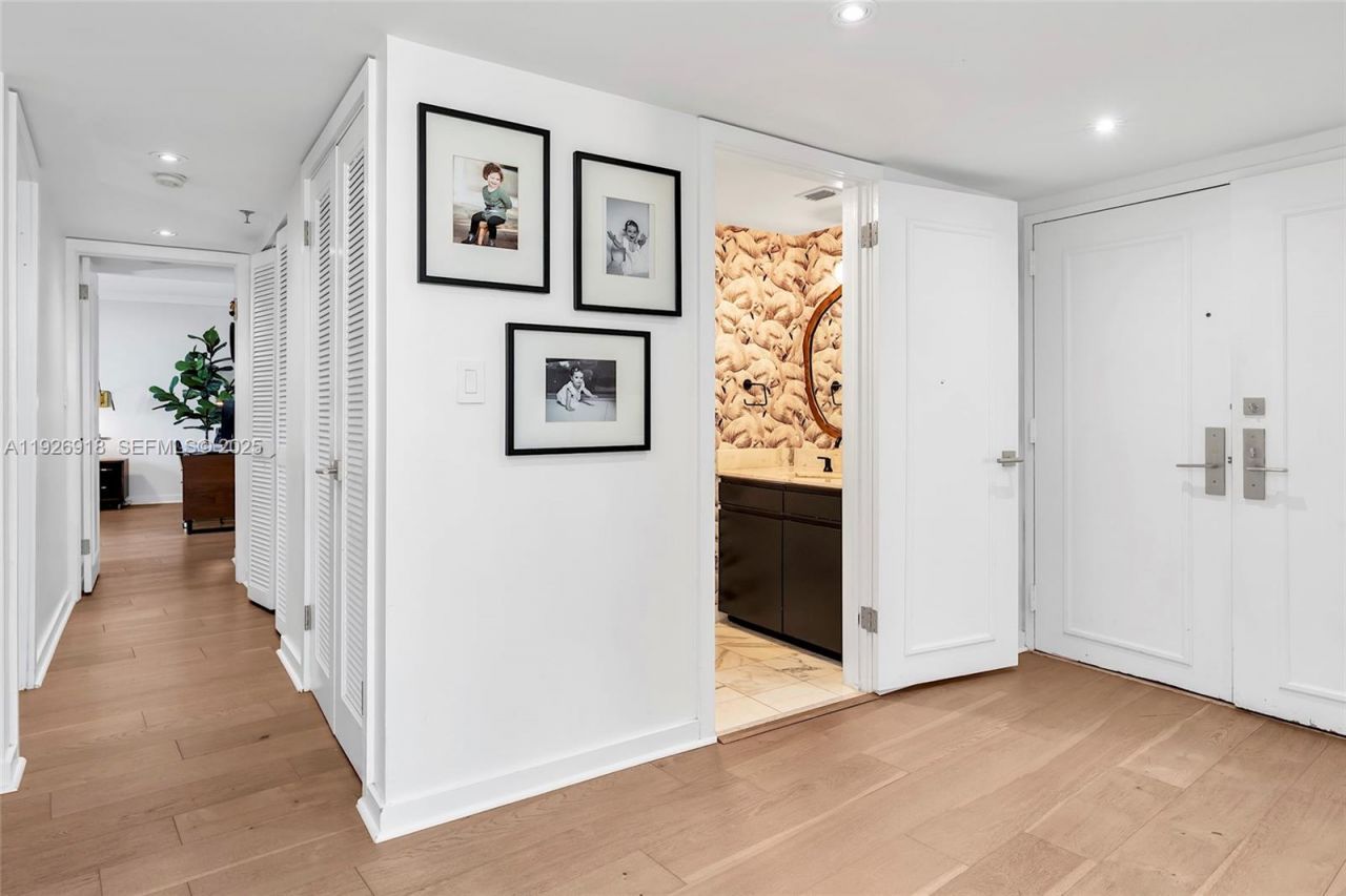 9 Island Ave, Unit 415, Miami Beach, FL 33139 Photo