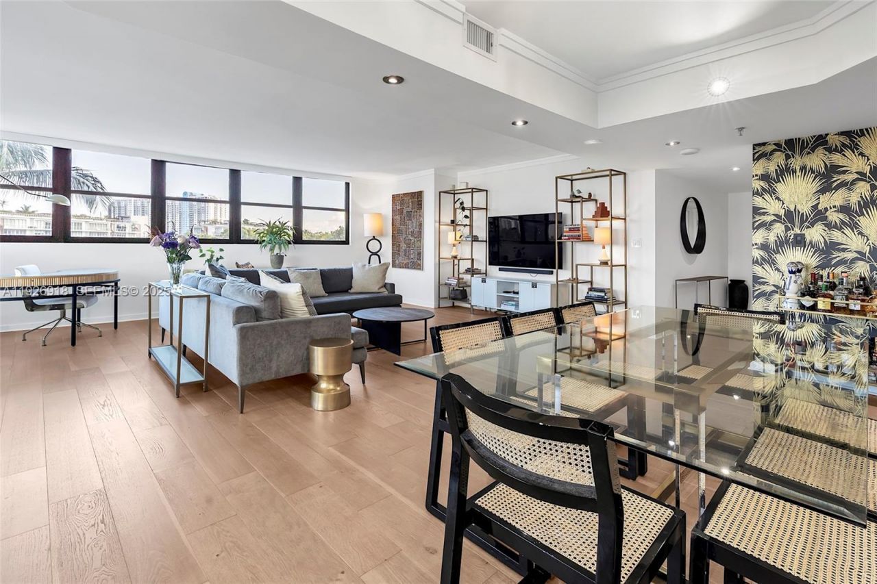 9 Island Ave, Unit 415, Miami Beach, FL 33139 Photo